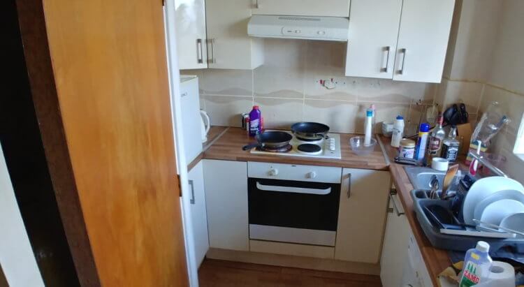 Selling a house during divorce - kitchen Selling a house during divorce