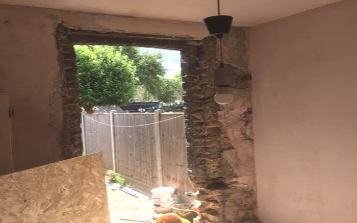 Repairing property of mundic construction Repairing mundic property