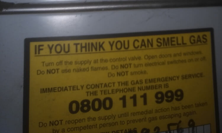 Label on meter without gas certificate