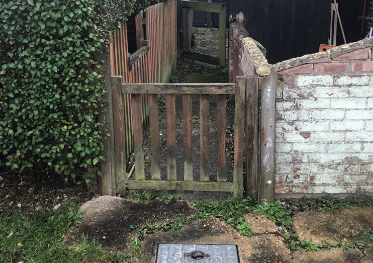 Right of way through garden at property Right of way through garden at property