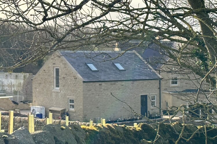 Selling a countryside house with planning permission Selling house in countryside with planning permission