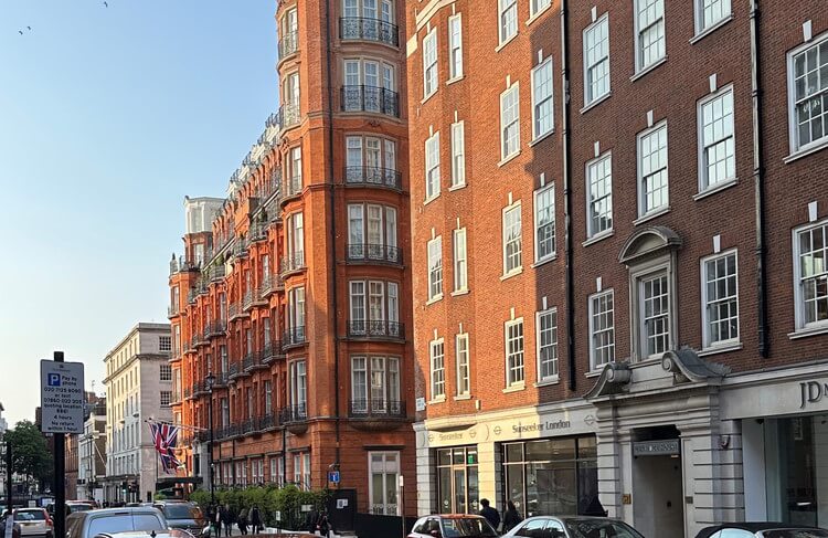 Flat with high ground rent