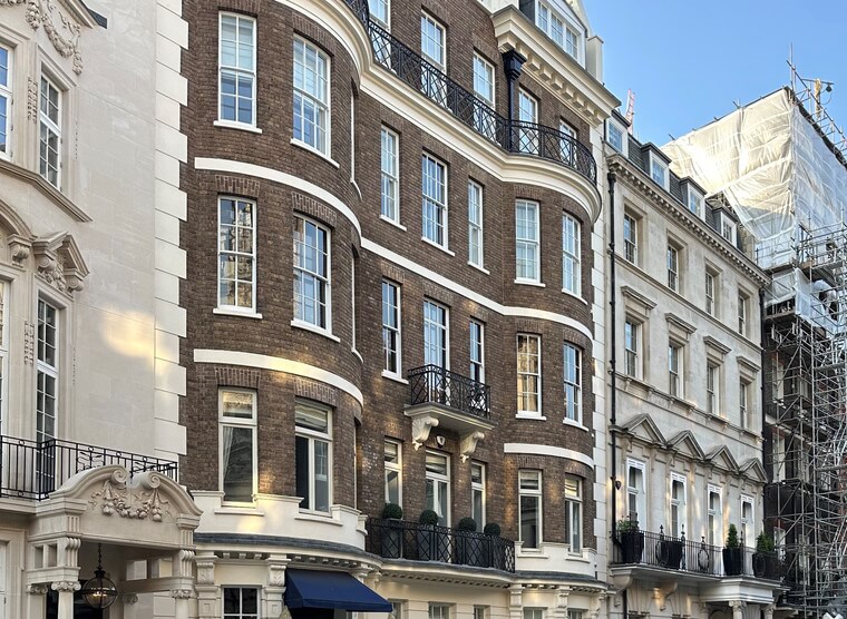 Sell large apartment with short lease Sell apartment with short lease