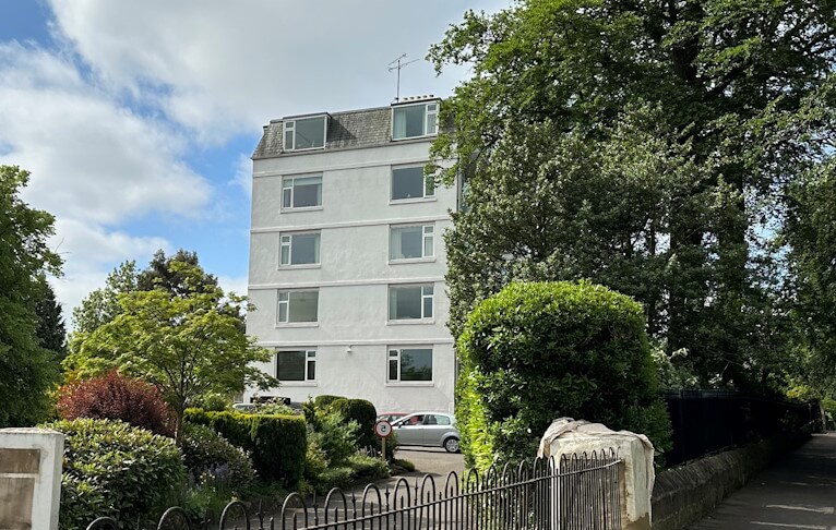 Selling property with high service charge - header Selling property with high service charge