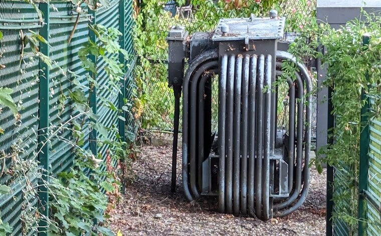 Sell house near electrical substation