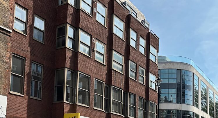 Selling flat with Tyneside crisscross lease