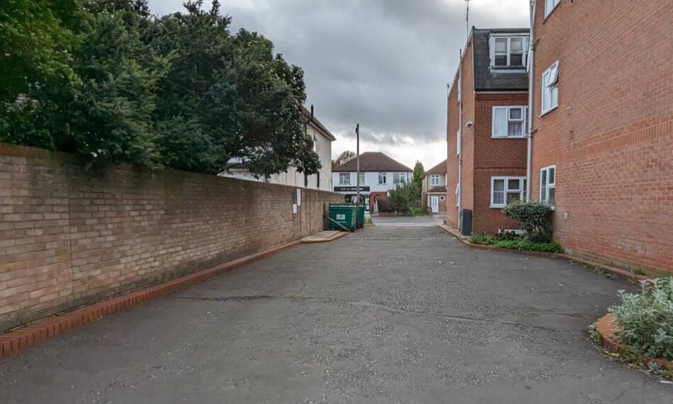 Sell flat near petrol station