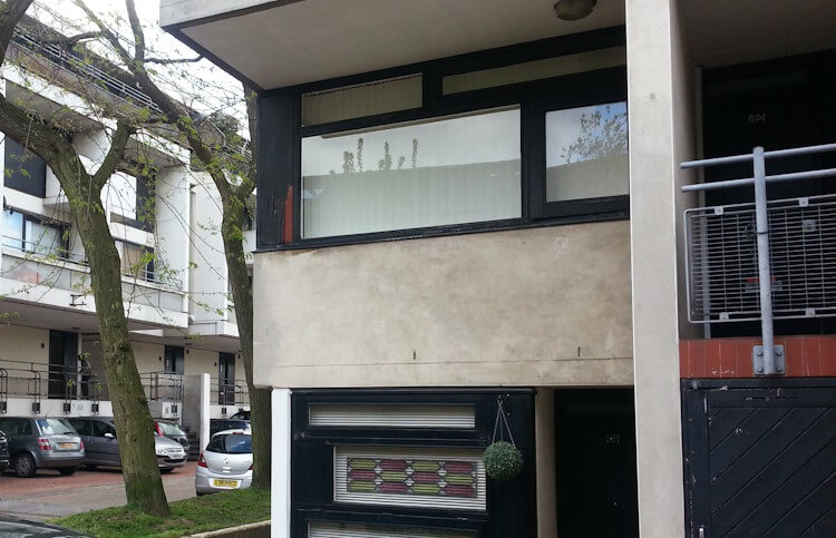 Selling property in block of flats with a defective lease Selling property with a defective lease