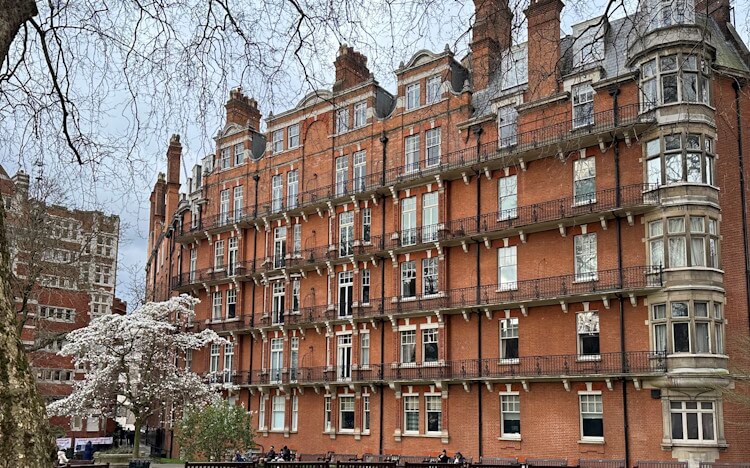 Alternatives to estate agent when selling property Alternatives to estate agent when selling