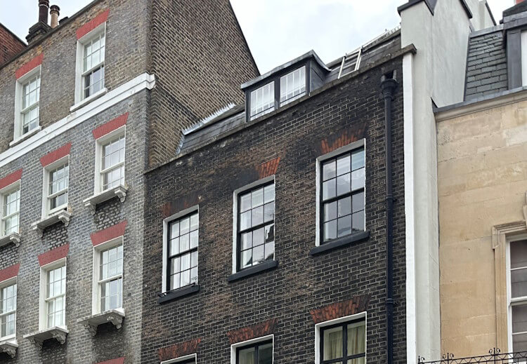 Selling a top floor flat walkup Selling a top floor flat