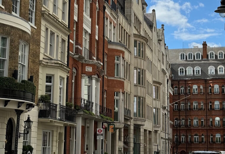 Flats in Mayfair