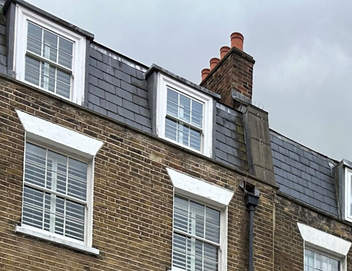 Sell house with a mansard roof Sell house with a mansard roof