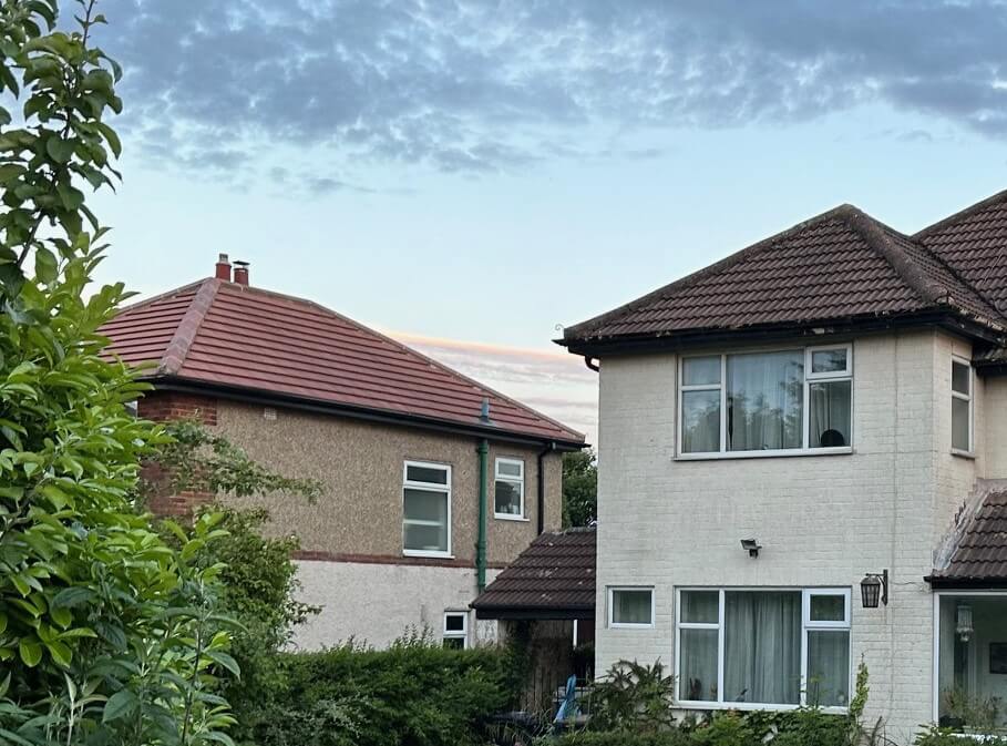 Costs of selling by auction Costs of selling by auction