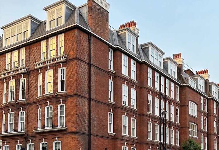 Costs when selling a flat by auction Costs when selling a flat by auction