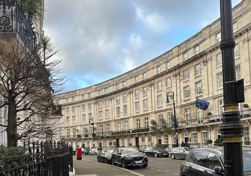 Selling flats in Belgravia