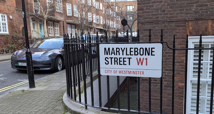 Selling flats in Marylebone